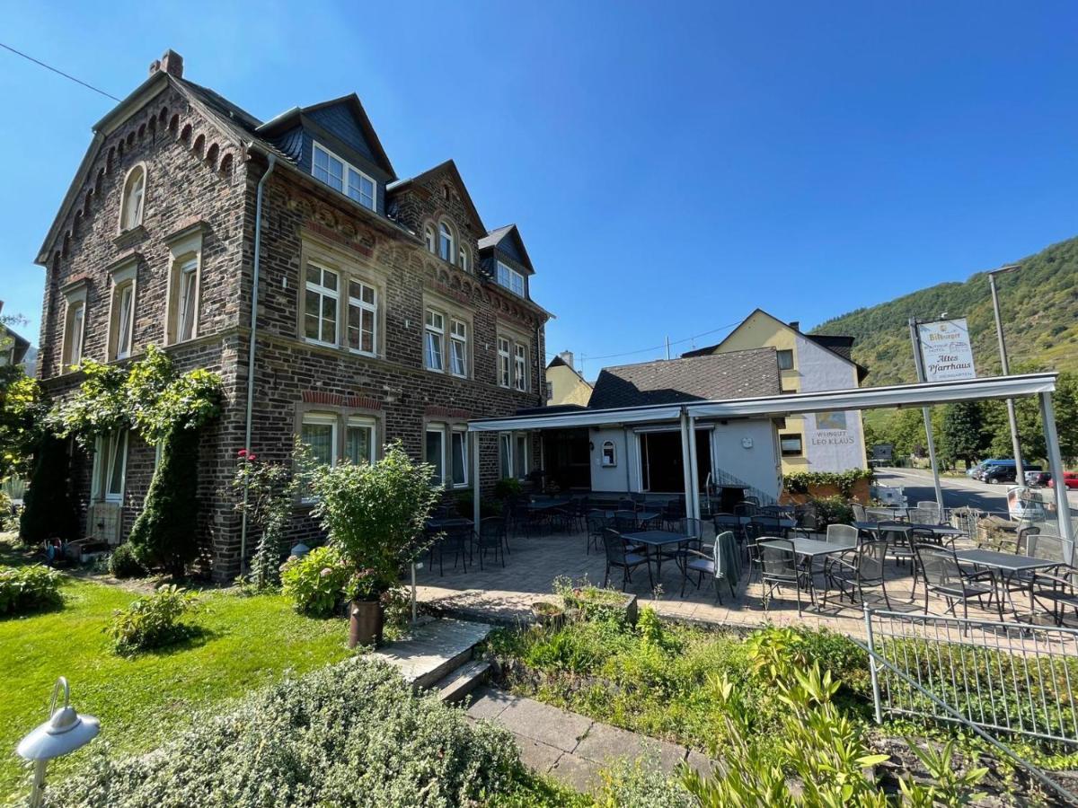 Altes Pfarrhaus Hotell Ernst Exteriör bild