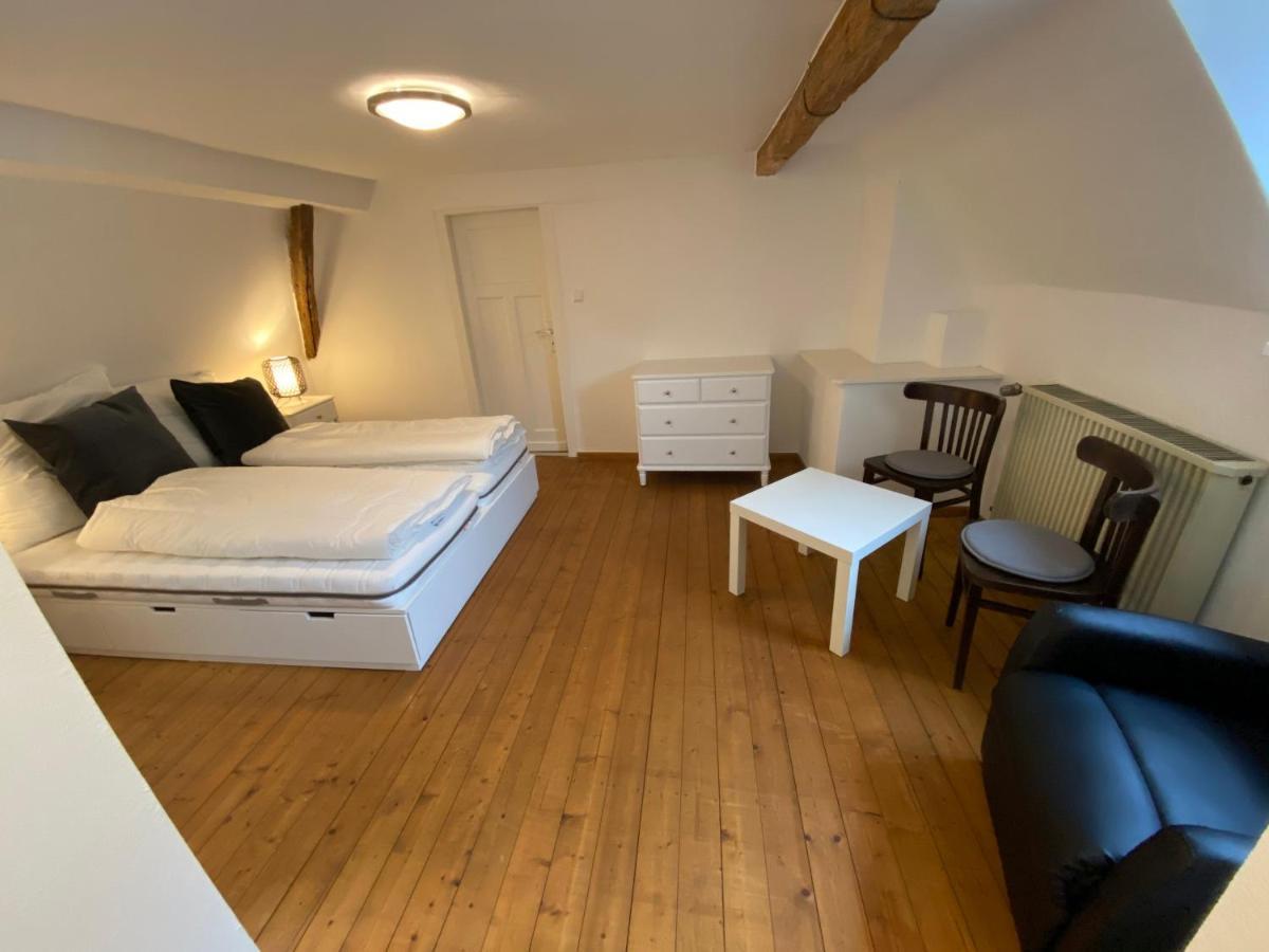 Altes Pfarrhaus Hotell Ernst Exteriör bild